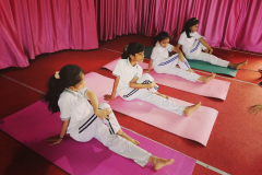 YOGA-9